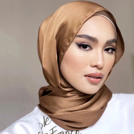 Silkeblød satin hijab